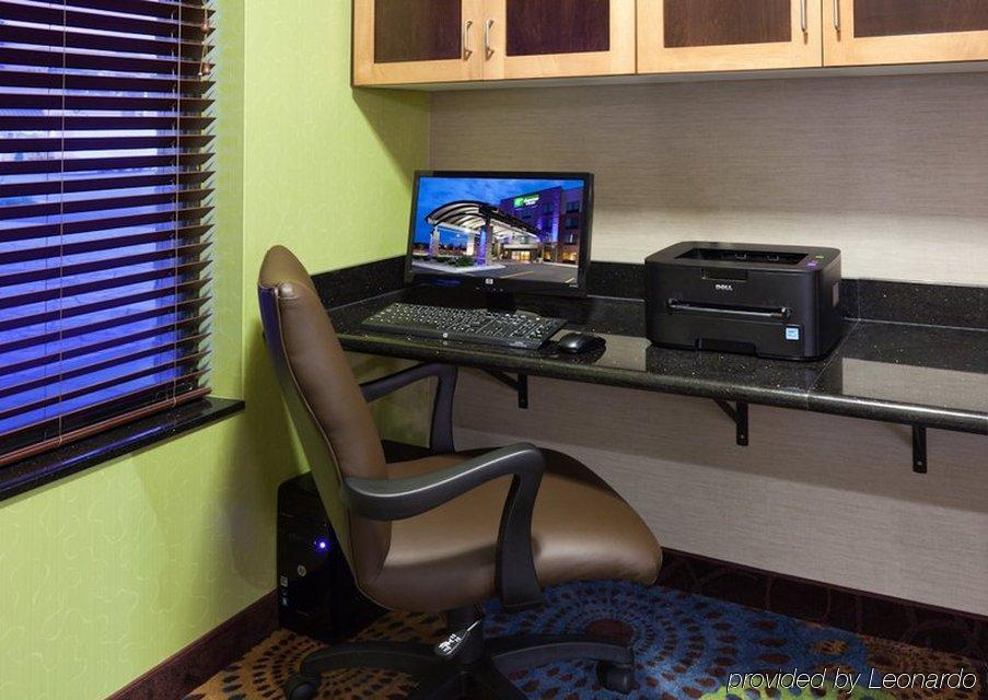 Holiday Inn Express & Suites Fort Dodge By Ihg Exteriör bild